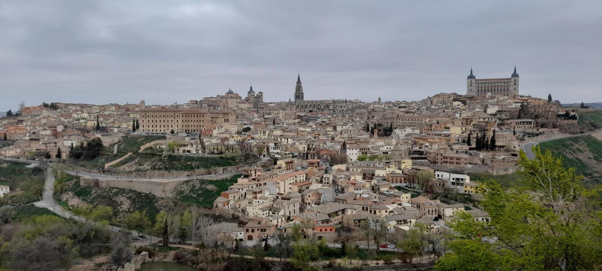 Hostal La Campana Toledo Exterior photo